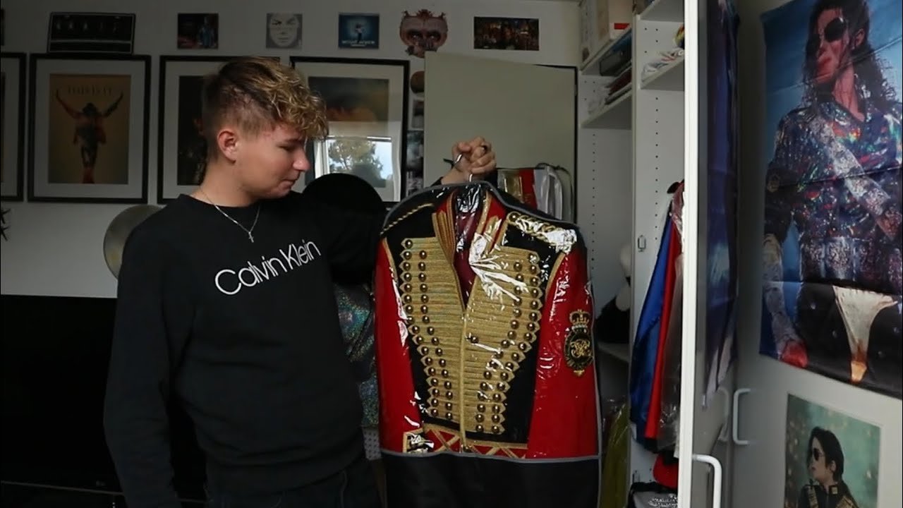 Michael Jackson Leads The Pack In Banner Year For Tasteless Halloween Costumes